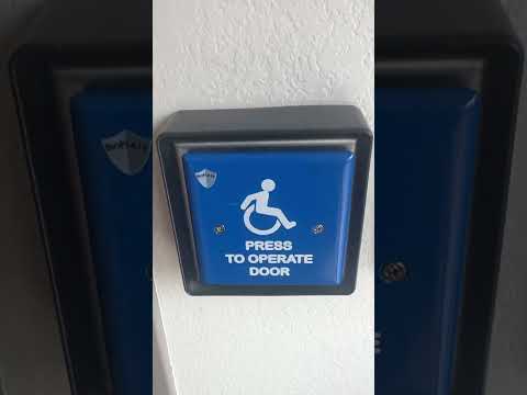 Odd wheelchair Access?
